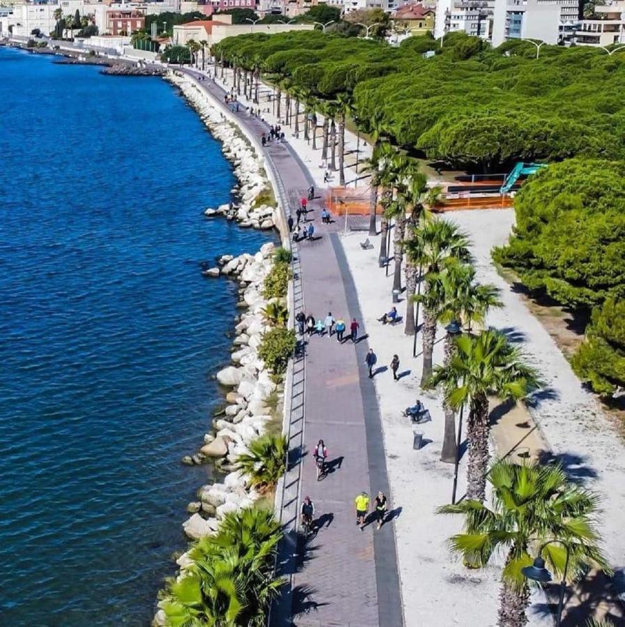 Sunshine Apartment - Appartamento Vicino Al Mare, Cagliari, Sardinia المظهر الخارجي الصورة